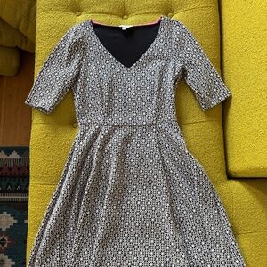 Boden fit-flare black white jacquard floral Dress size 10